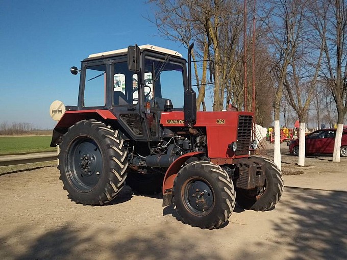 traktori belarus belarus 821