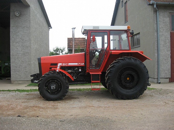 traktori imt 5136