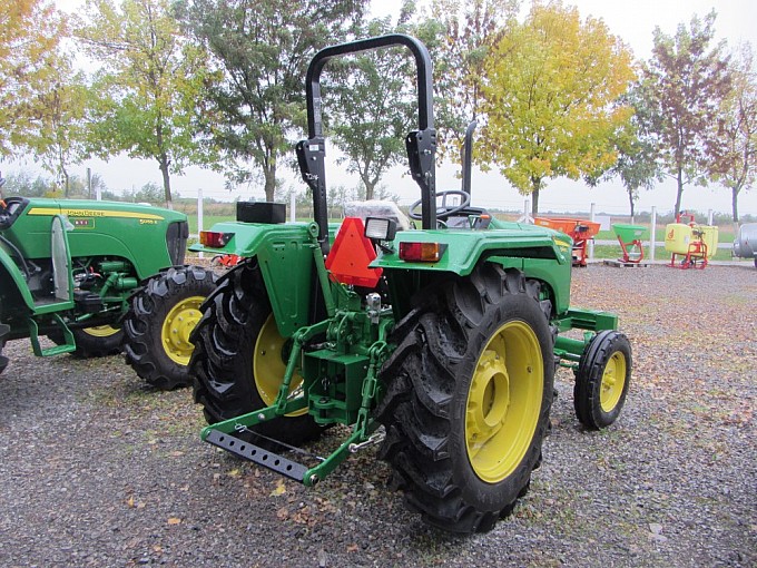 traktori john deere 5042c