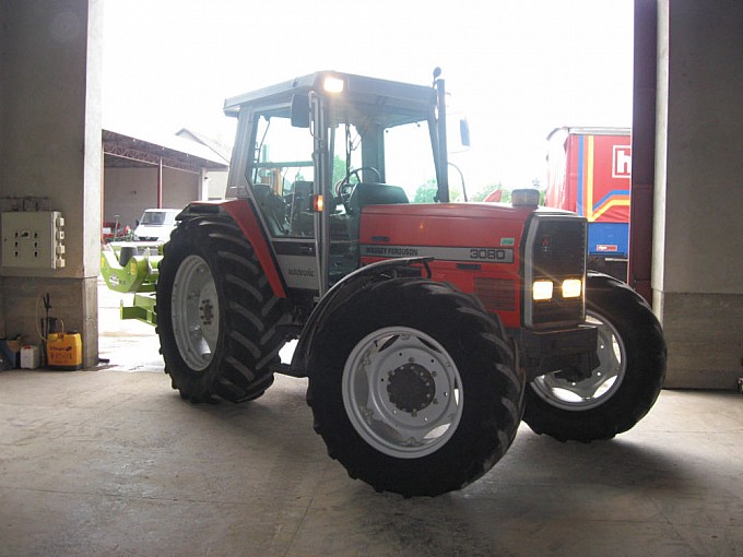 traktori massey ferguson 3080