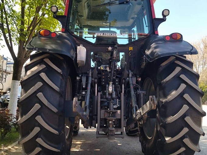 traktori valtra n111
