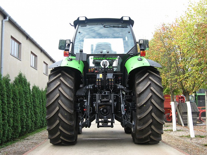 traktori deutz-fahr 620