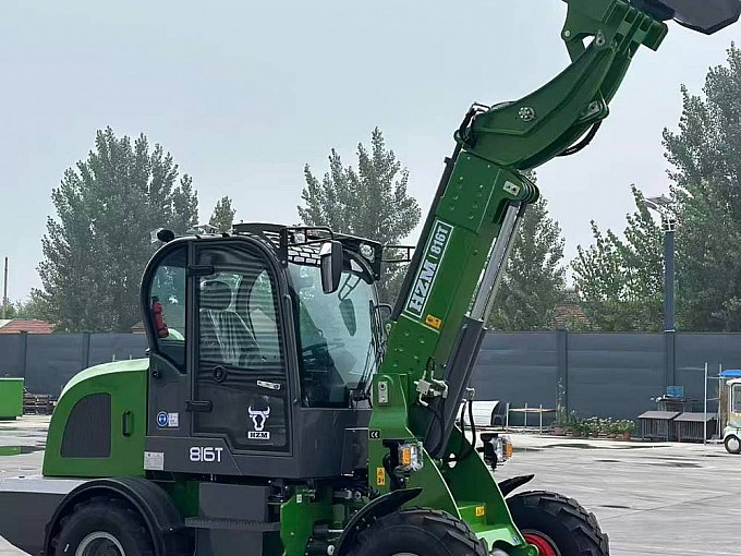 utovarivaci hzm 816t